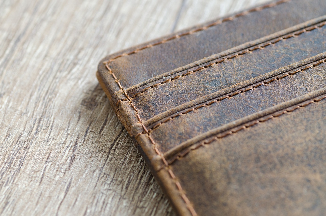 How to Use Wallets for Local Business Support Initiatives